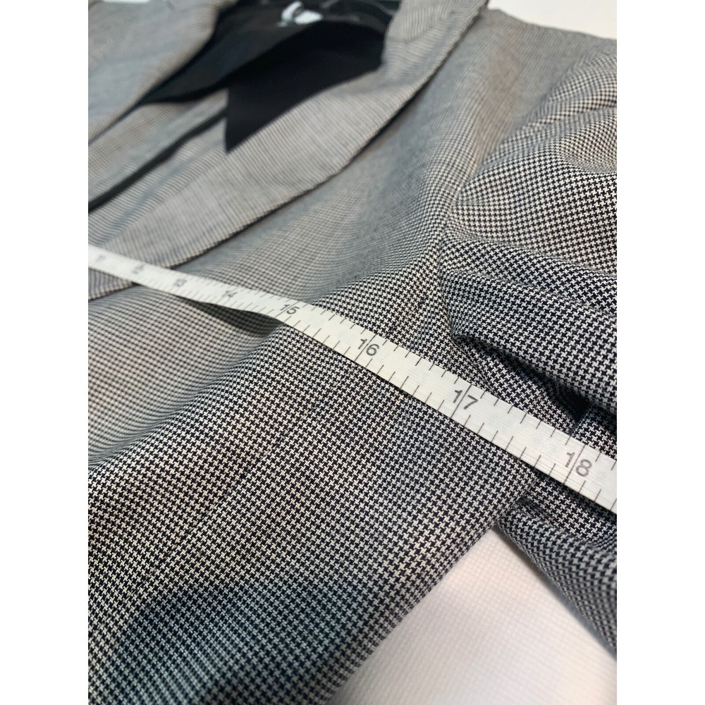 Armani‎ Collezioni Grey- Jacket Blazer Pockets 1 button Size 2 - Picture 6 of 9